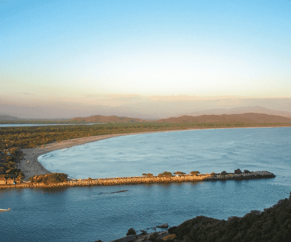 Visita al Parque Nacional Lagunas de Chacahua (atardecer y bioluminiscencia)